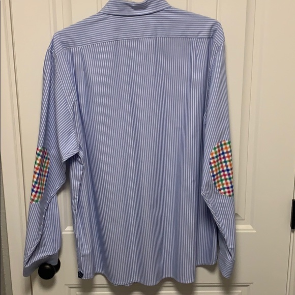 Large Button Up - Picture 7 of 7